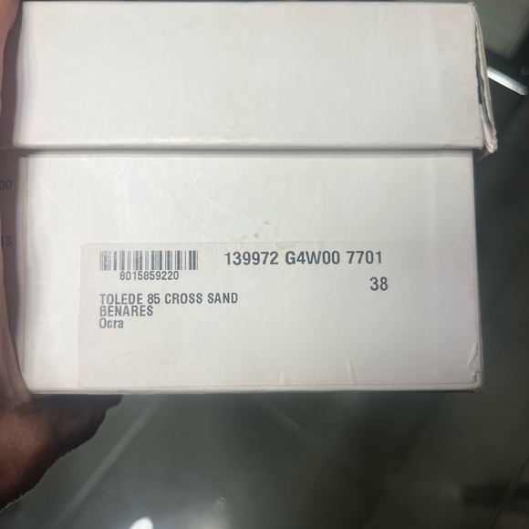 YVEsSaintLaurent size 38 , made in Italy , leather, open toe strappy heels . - Picture 4 of 8